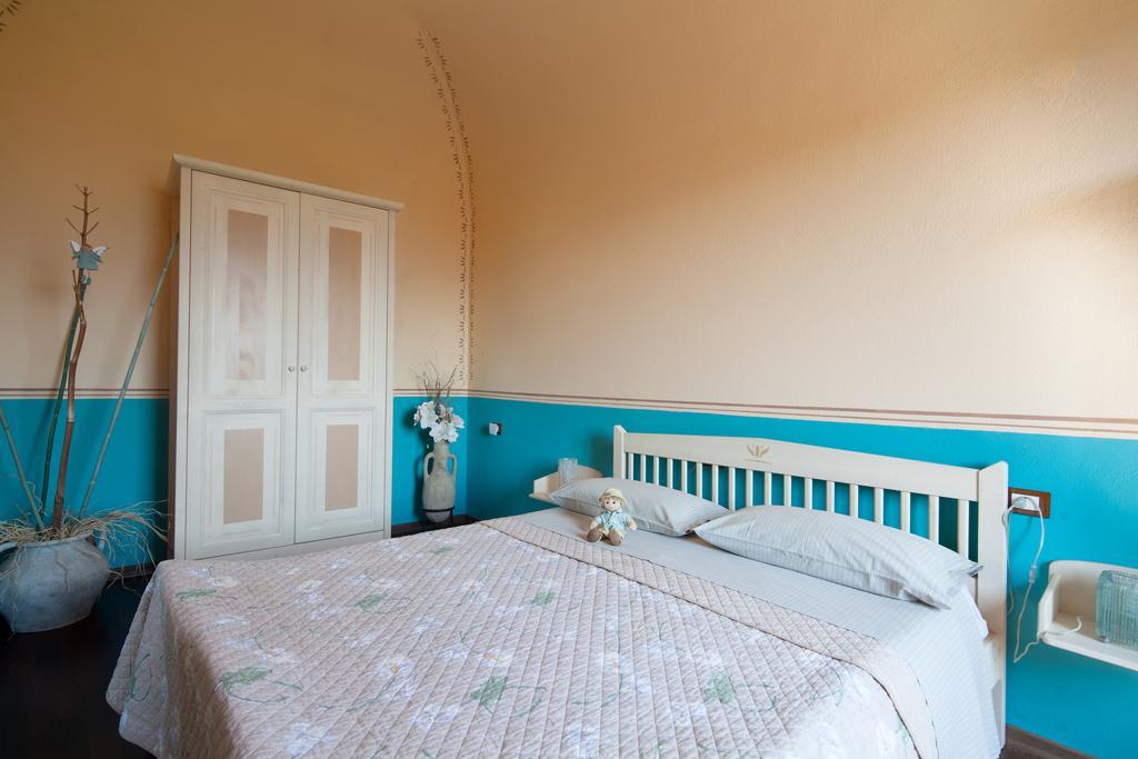 B&B La Pulce Dorata Mulazzo Exterior photo